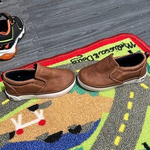 Nautica leather slip on shoes. Boy size 5.